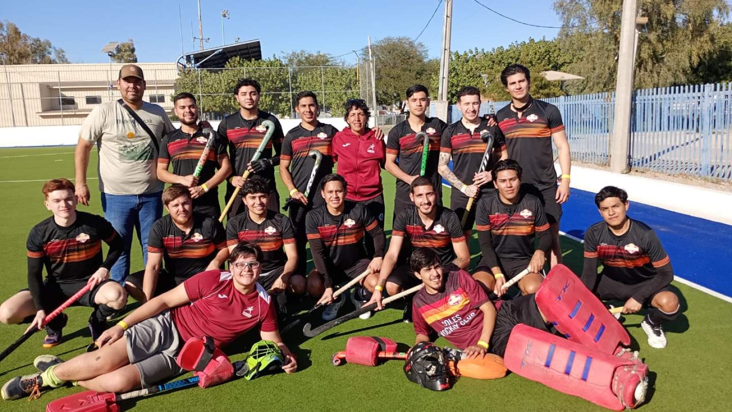 BRILLAN SONORENSES EN NACIONAL  SELECTIVO DE MAYORES DE HOCKEY 